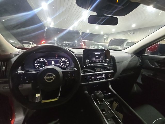 2024 Nissan Pathfinder SV - Photo 8