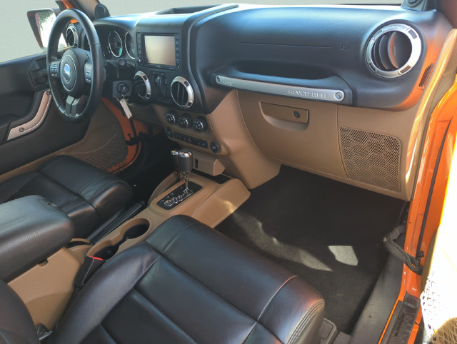 2012 Jeep Wrangler Sahara - Photo 21