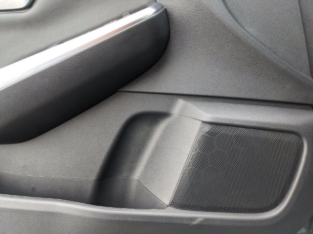 2025 Nissan Sentra SR - Photo 34