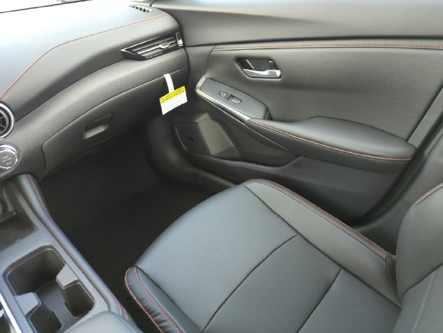 2025 Nissan Sentra SR - Photo 22