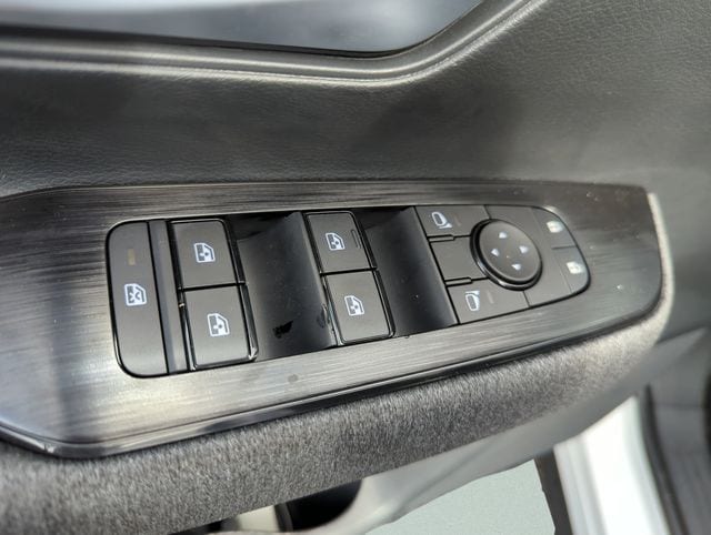 2026 Nissan KICKS SV - Photo 25