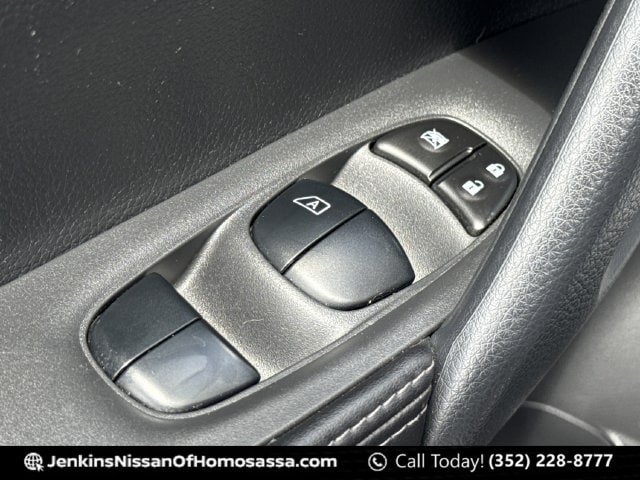 2022 Nissan Rogue Sport SV - Photo 30