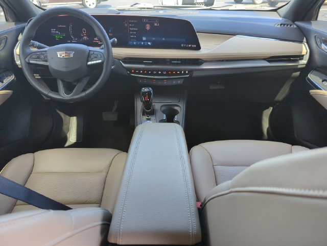 2025 Cadillac XT4 Premium Luxury - Photo 25