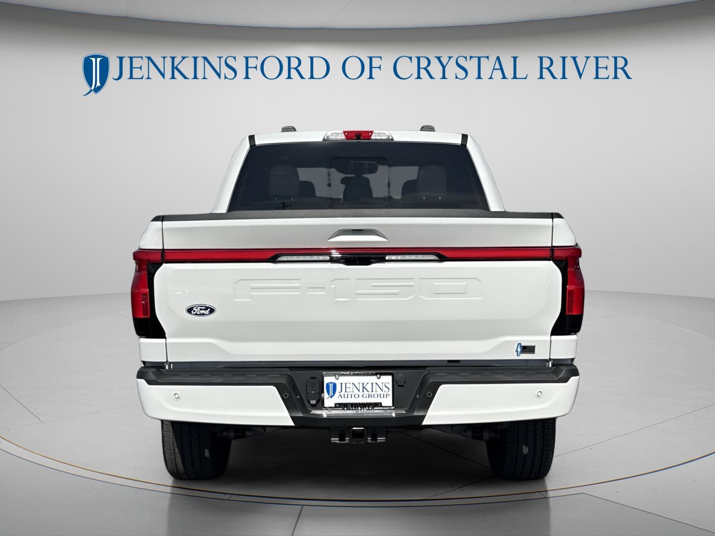 2025 Ford F-150 Lightning Platinum - Photo 11