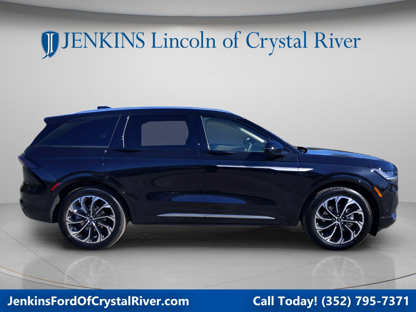  Lincoln Nautilus
