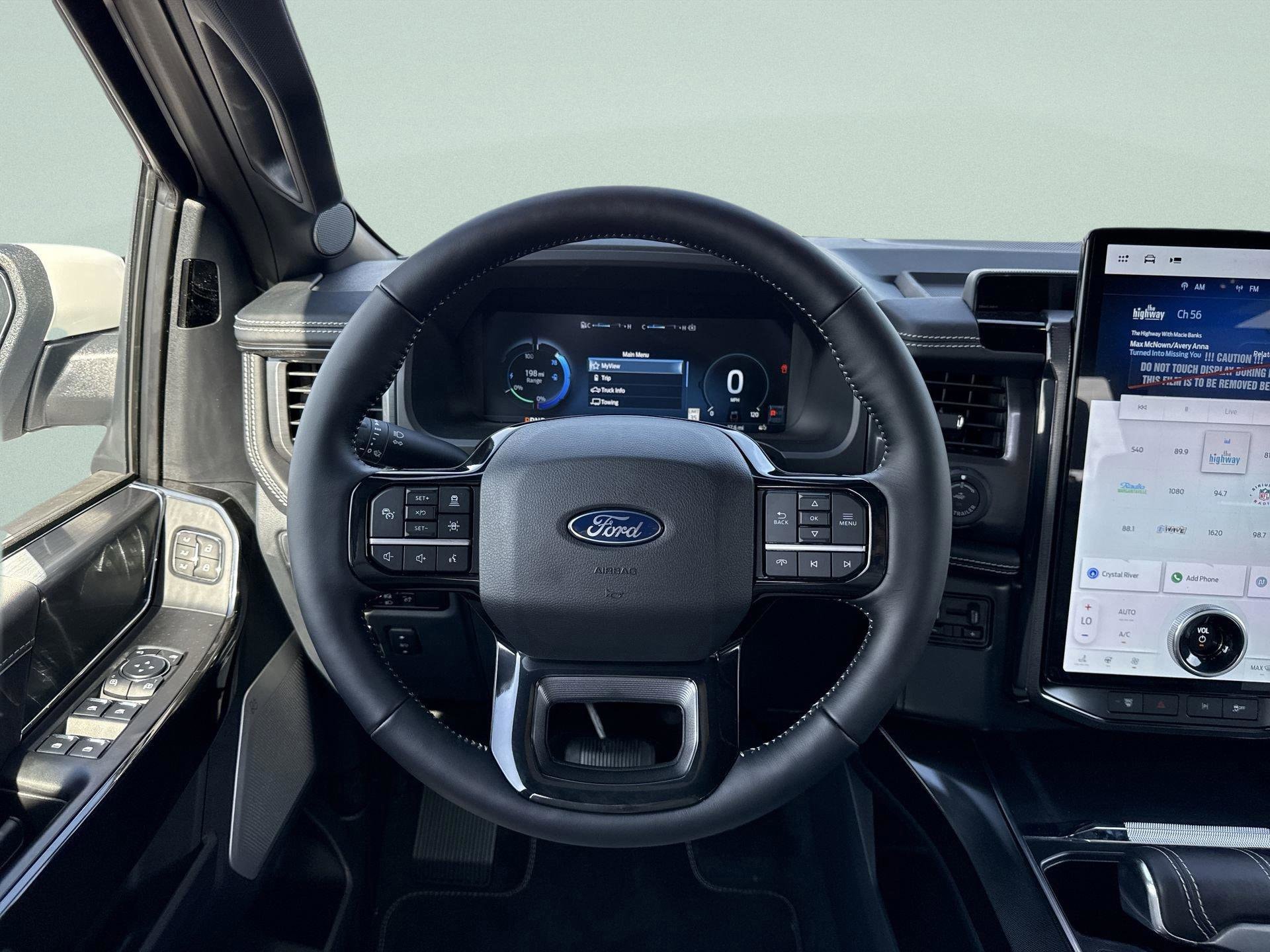 2025 Ford F-150 Lightning Platinum - Photo 26