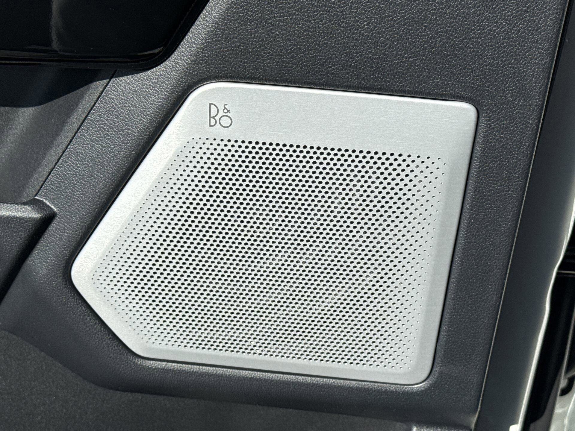 2025 Ford F-150 Lightning Platinum - Photo 34