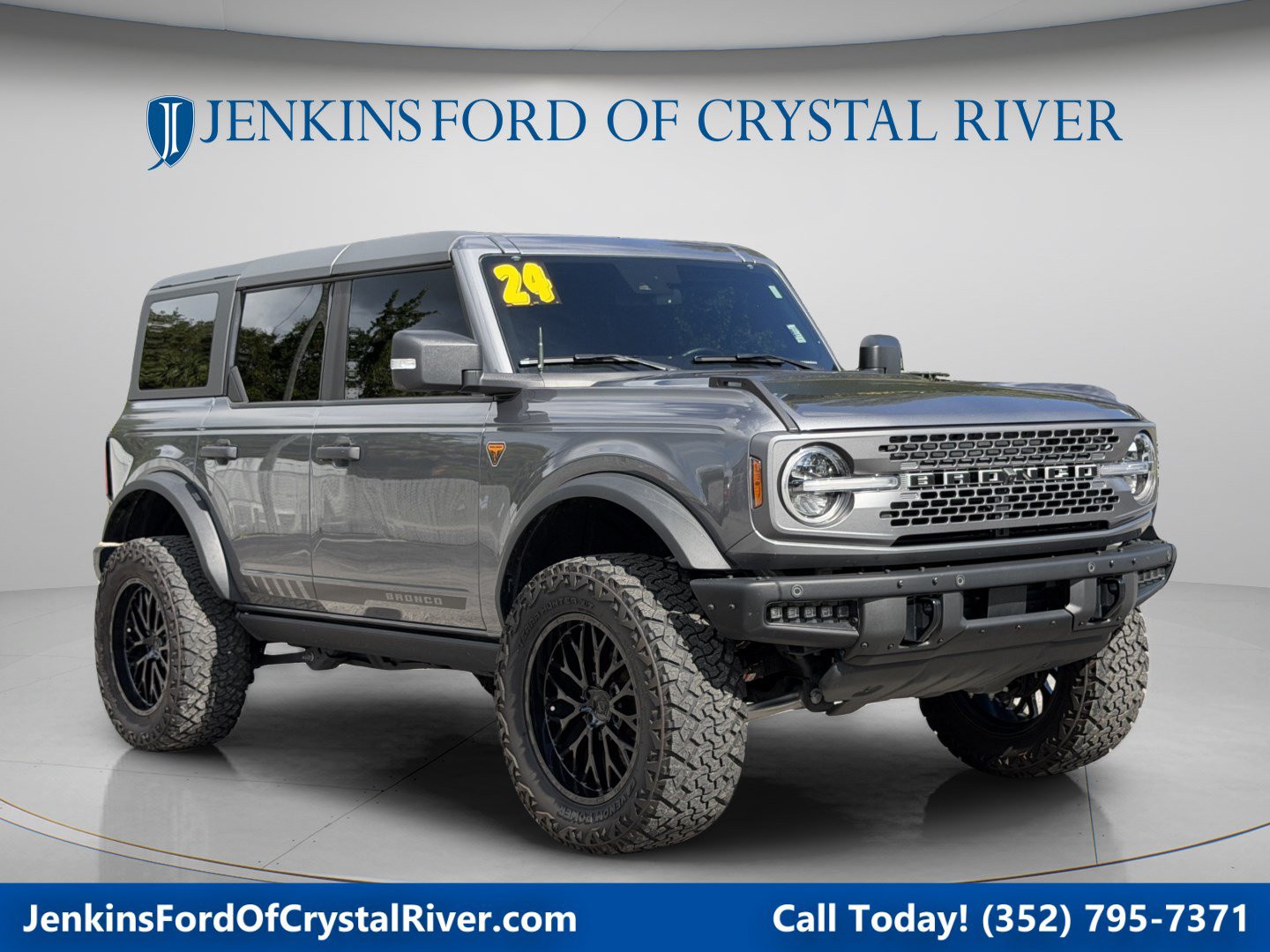 2024 Ford Bronco 4-Door Badlands