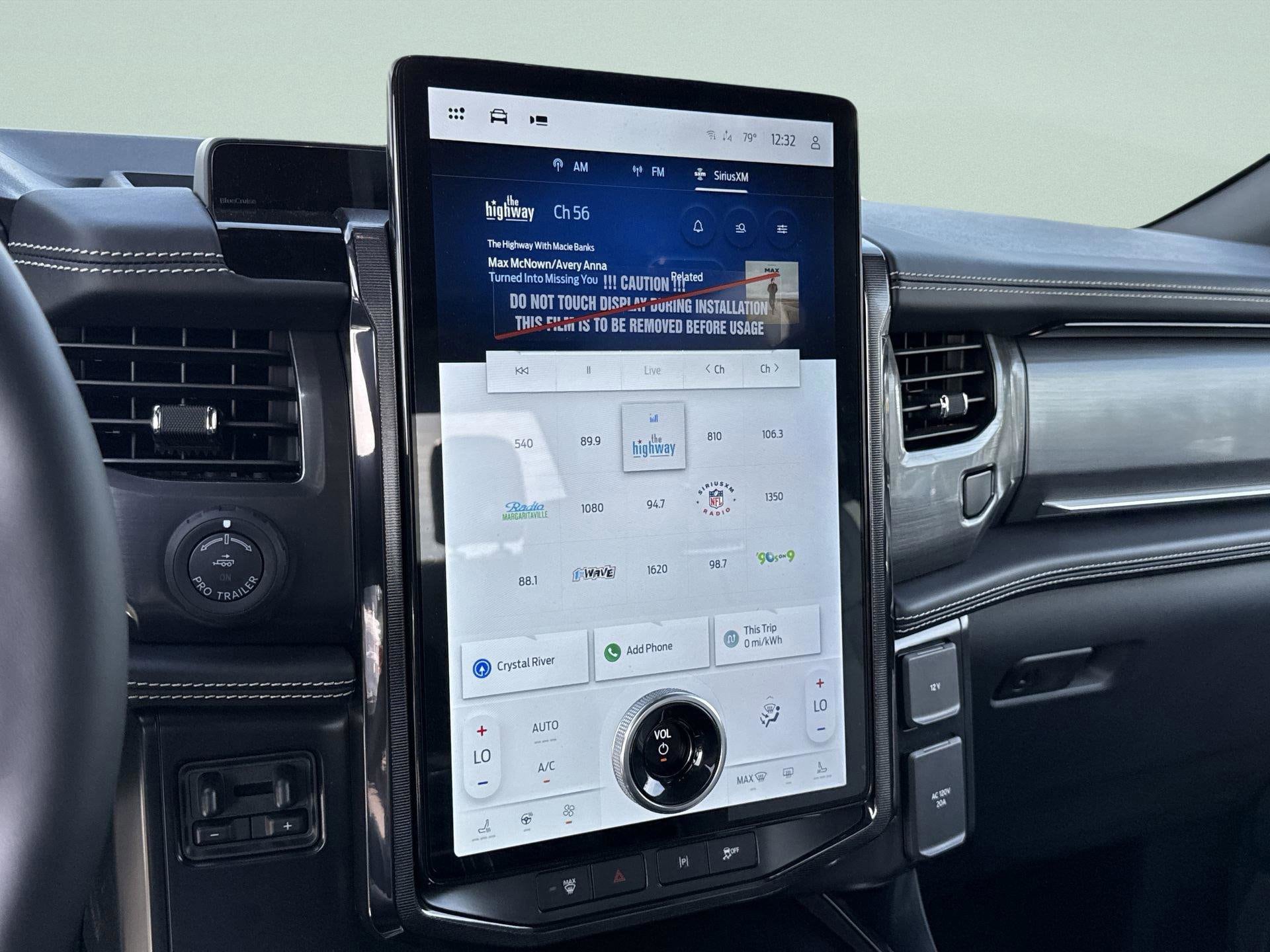 2025 Ford F-150 Lightning Platinum - Photo 39