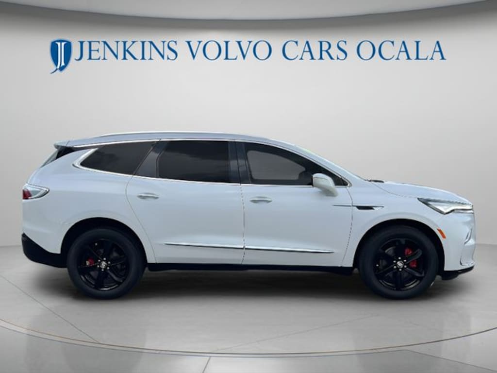 Used 2024 Buick Enclave Essence SUV