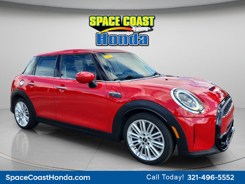 2024 MINI Hardtop 4 Door