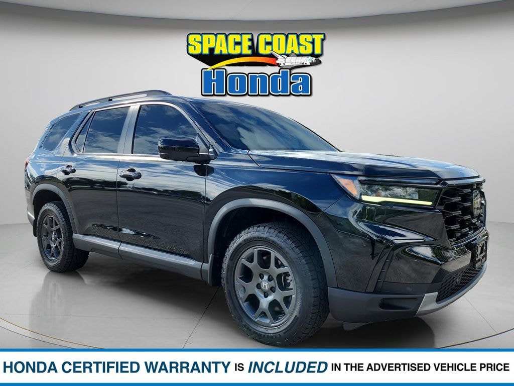 Certified 2025 Honda Pilot TrailSport SUV