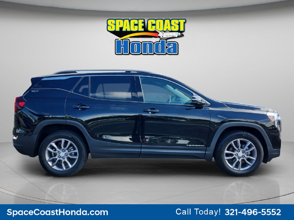 Used 2023 GMC Terrain SLT SUV