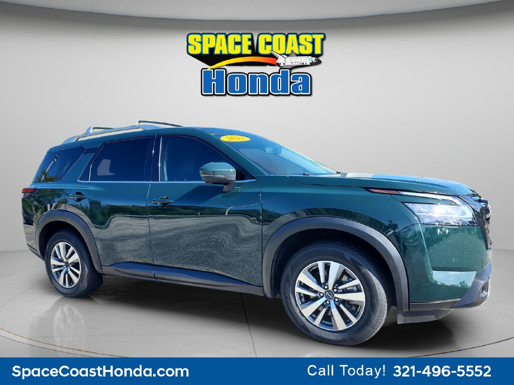 Used 2023 Nissan Pathfinder SL SUV