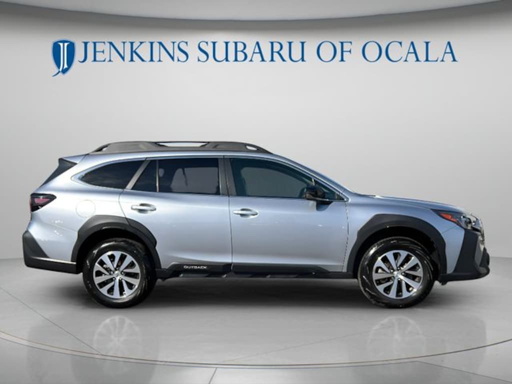 Used 2025 Subaru Outback Premium SUV