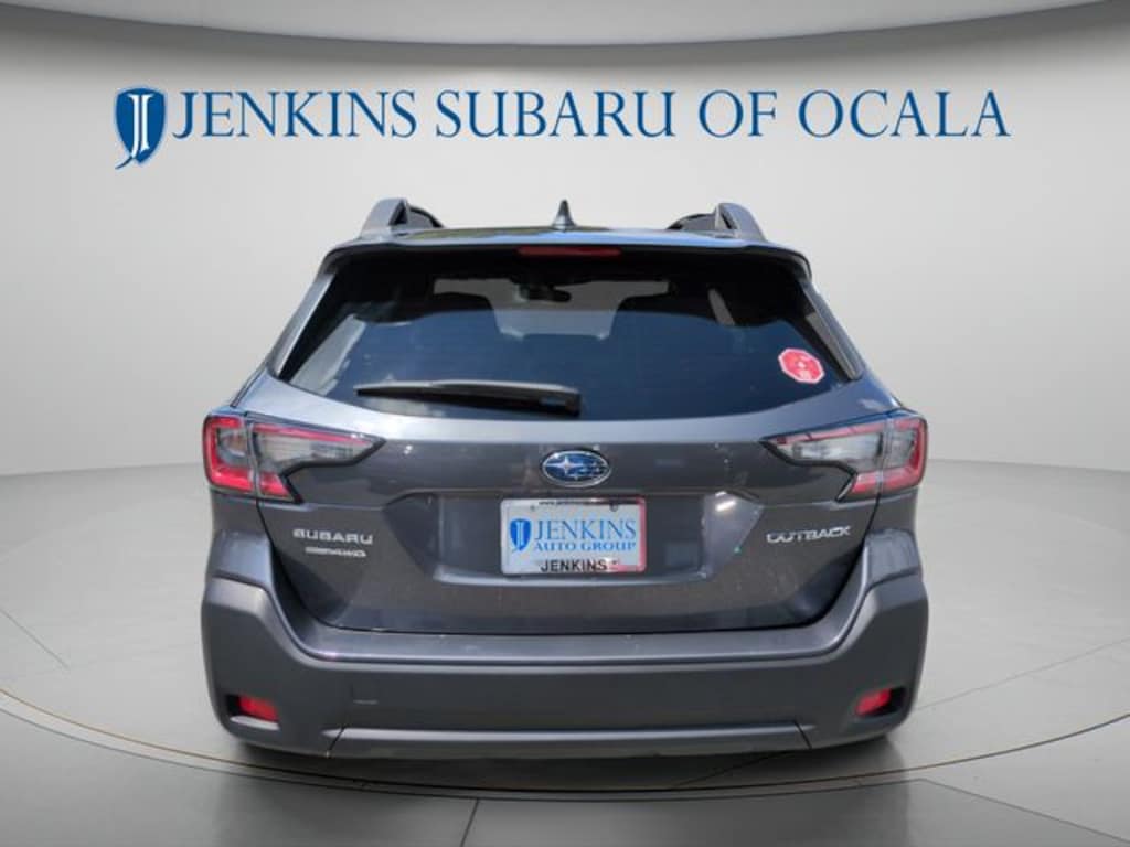 Used 2025 Subaru Outback Premium SUV
