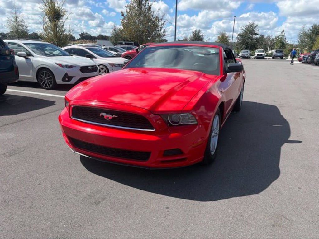 Used 2013 Ford Mustang V6 Convertible