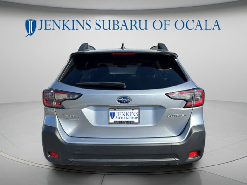 Used 2025 Subaru Outback Premium SUV