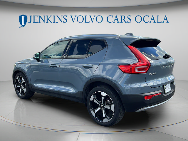 Used 2020 Volvo XC40 Momentum SUV
