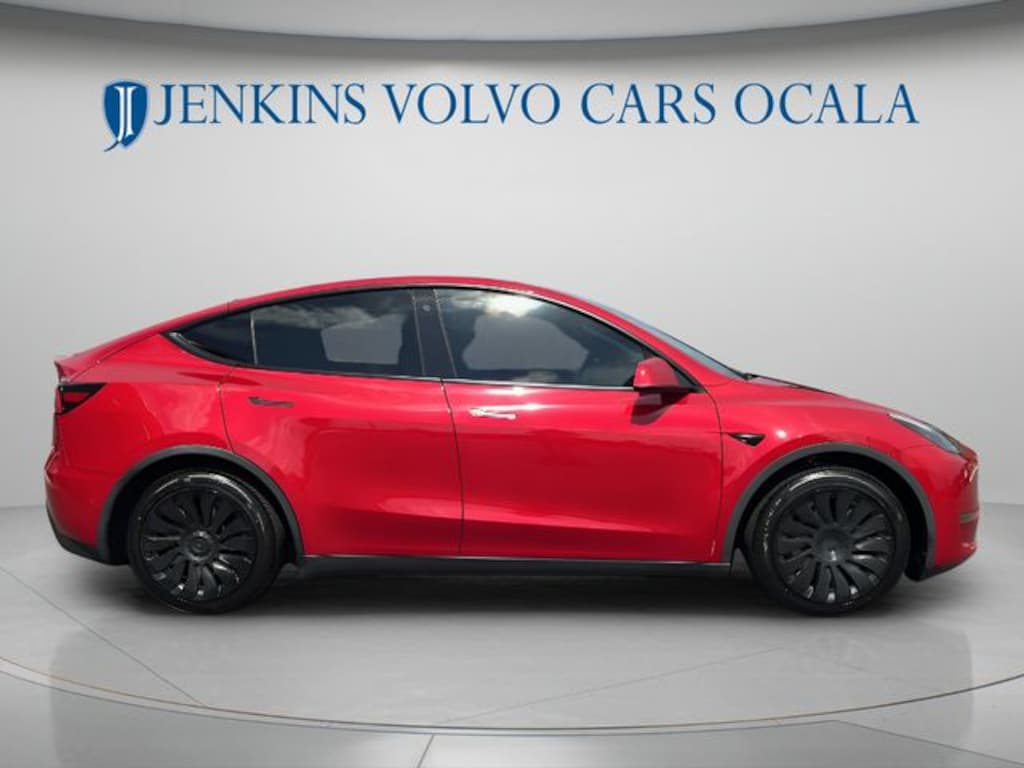Used 2021 Tesla Model Y Standard Range SUV
