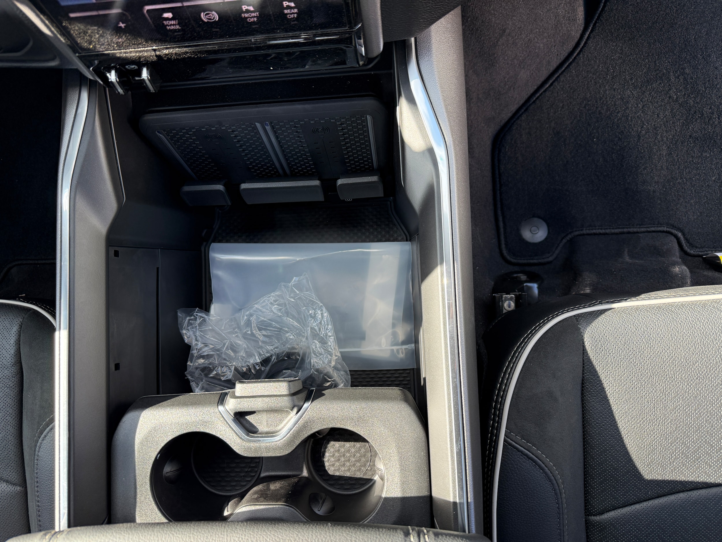 2026 RAM 2500 Laramie - Photo 18