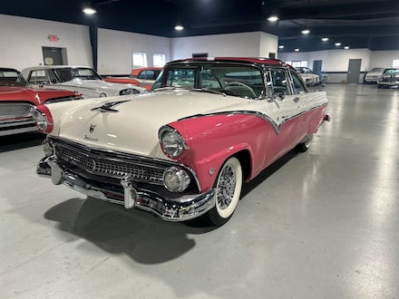 1955 FORD FAIRLANE Car