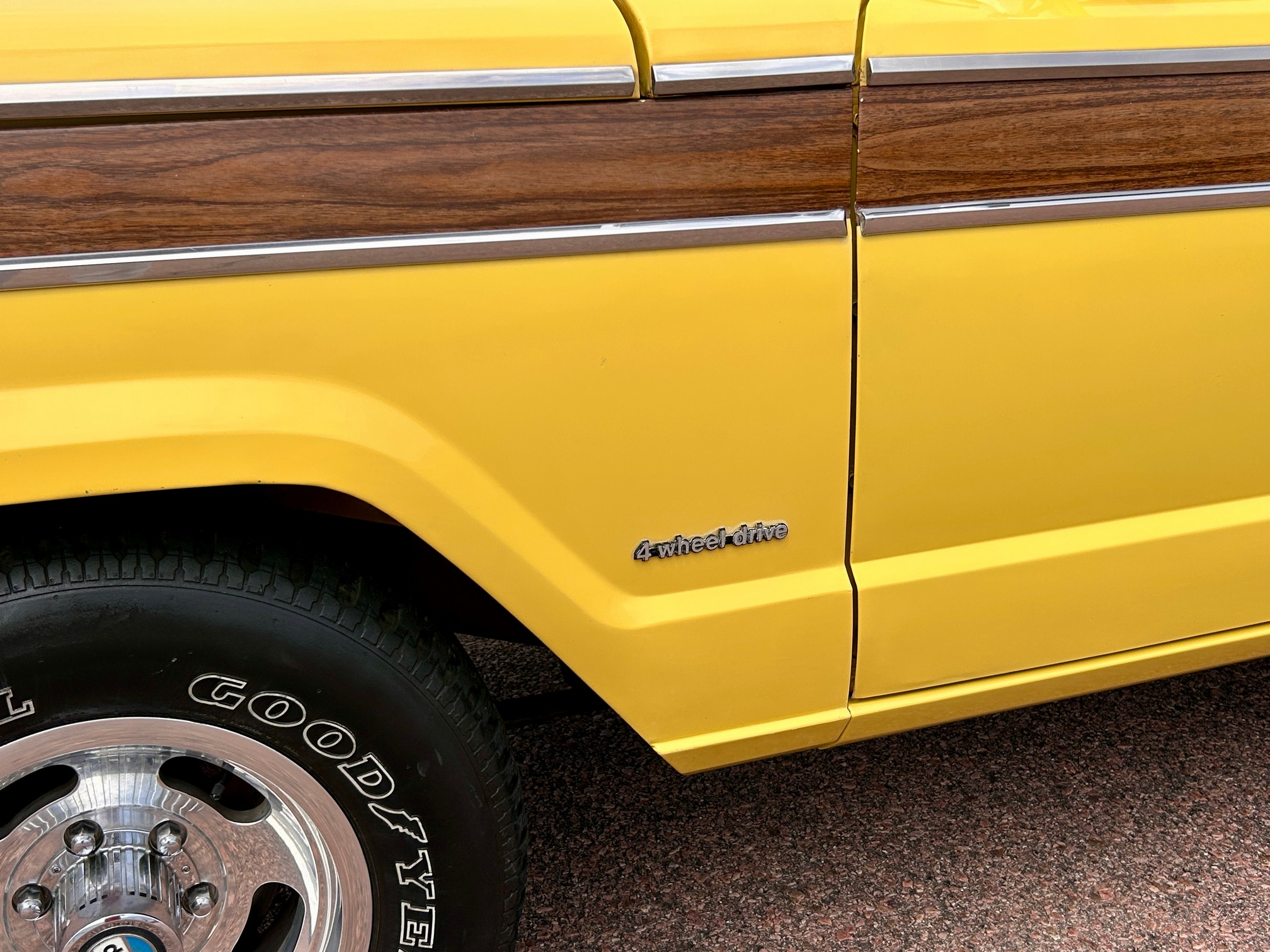 Used 1977 JEEP Grand Wagoneer SUV