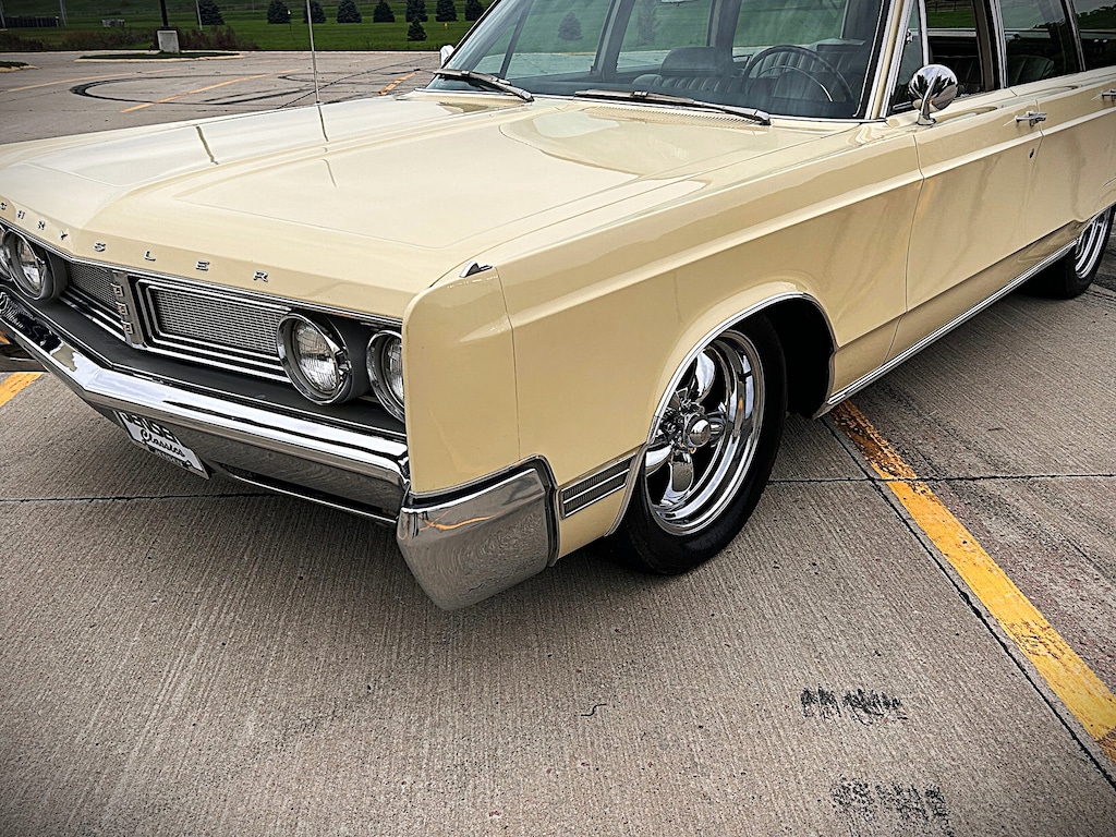 Used 1967 Chrysler Town & Country Car