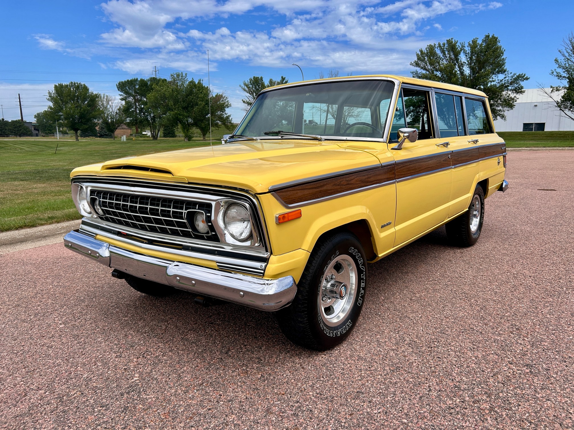 Used 1977 JEEP Grand Wagoneer SUV