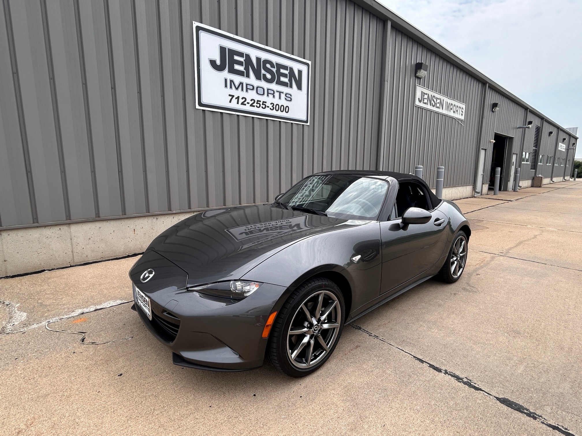 2022 Mazda MX-5 Miata Grand Touring
