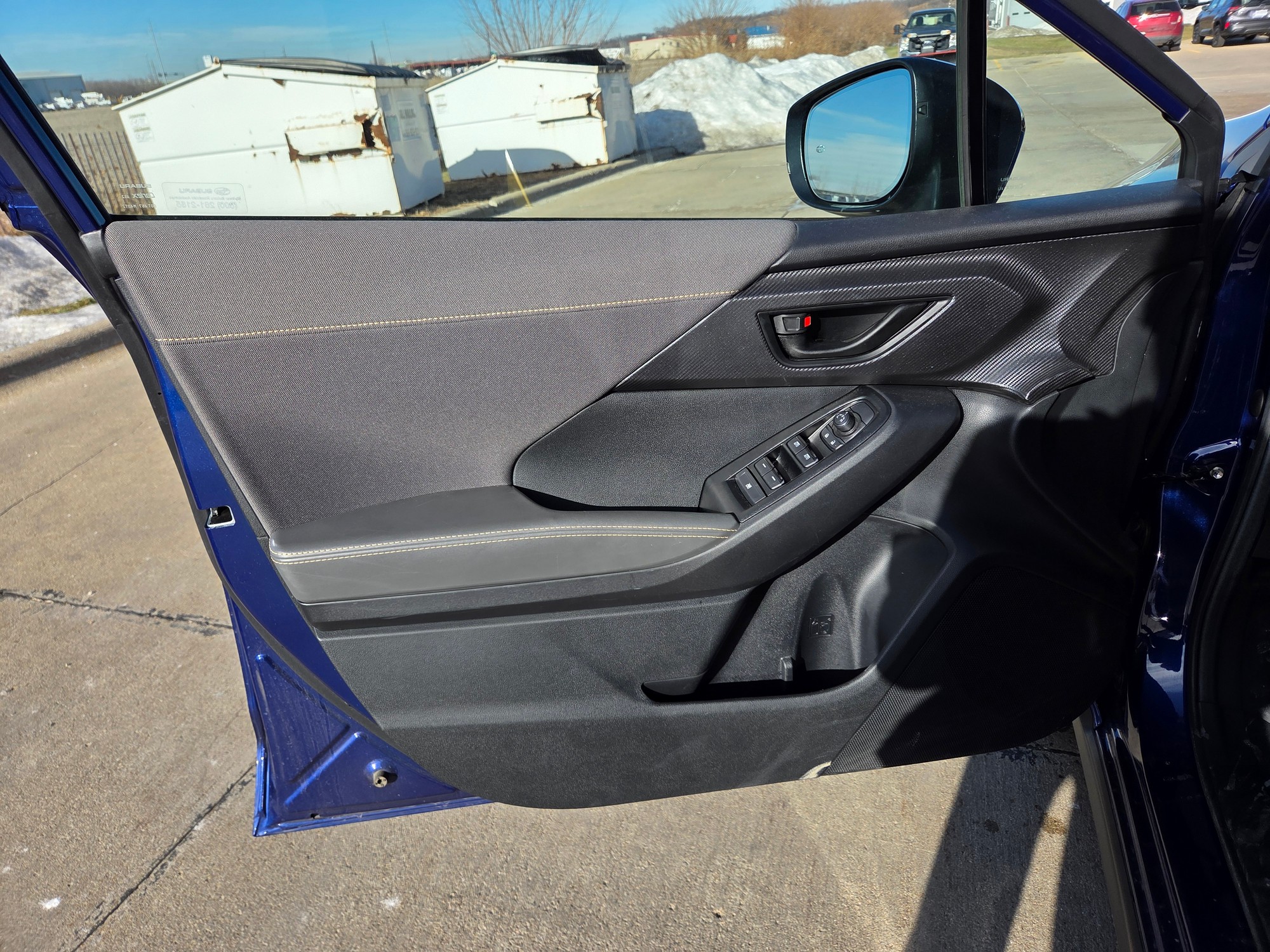 2025 Subaru Crosstrek Sport - Photo 2