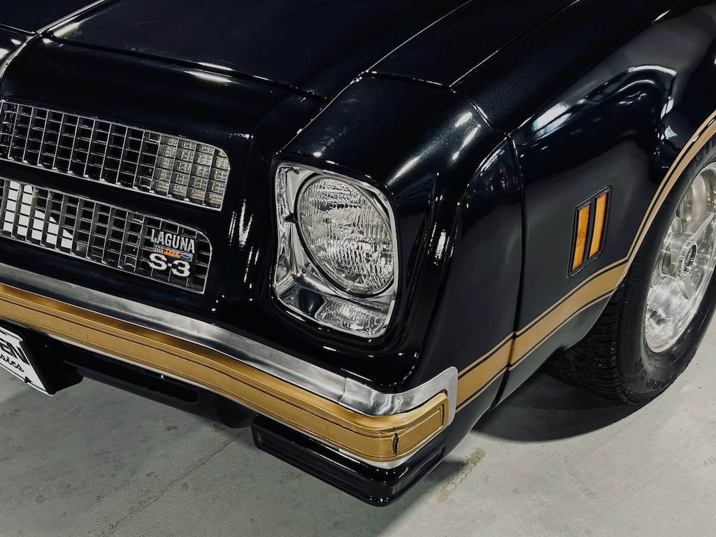 Used 1976 CHEVROLET Laguna S-3 Car