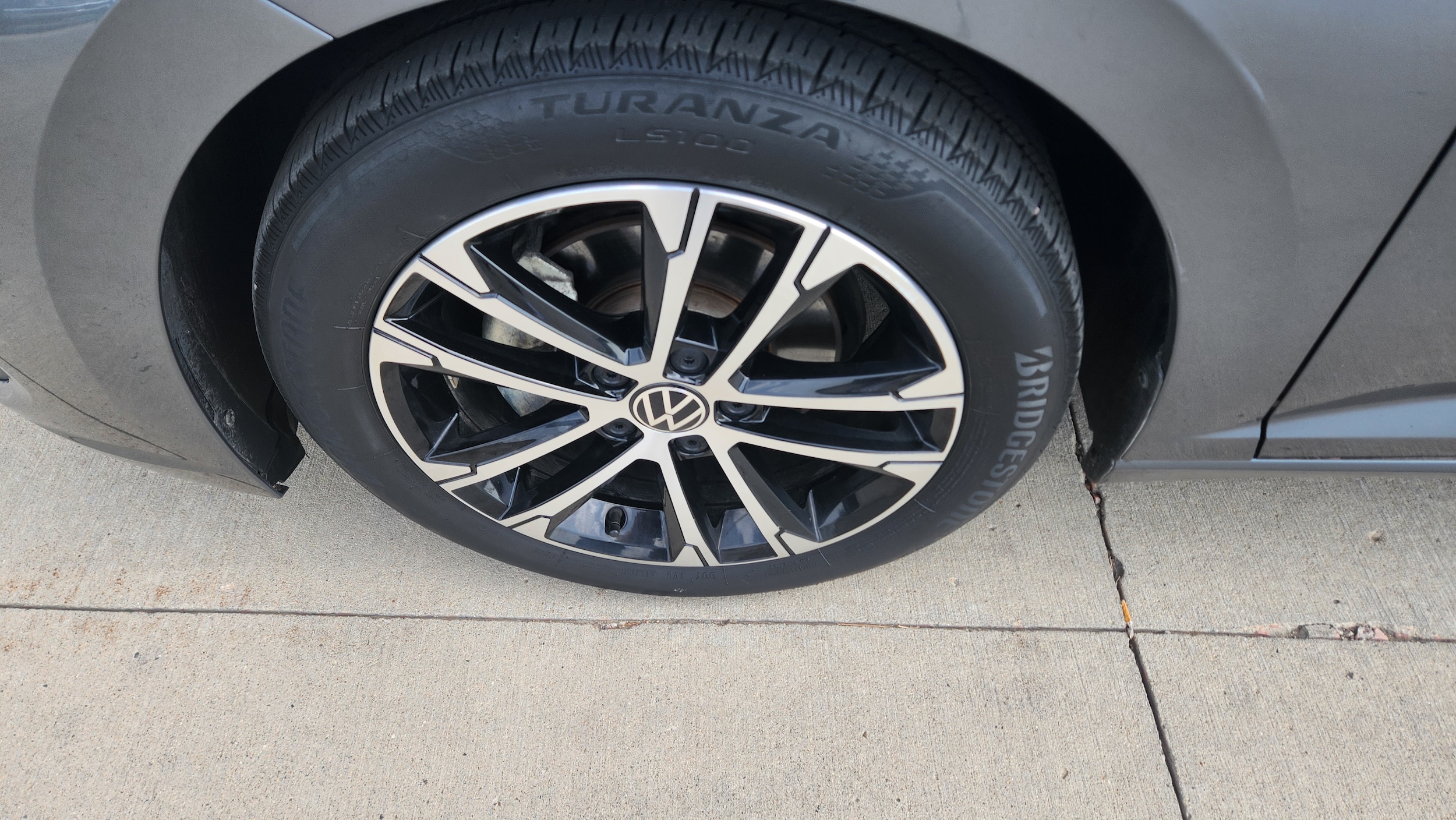 Used 2023 Volkswagen Jetta Sport with VIN 3VWBM7BU0PM037723 for sale in Le Mars, IA
