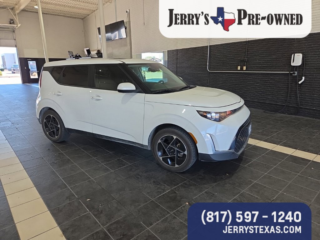 Used 2025 Kia Soul EX Hatchback