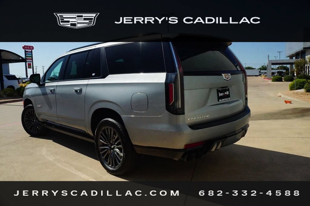 Used 2024 Cadillac Escalade ESV AWD V-Series SUV