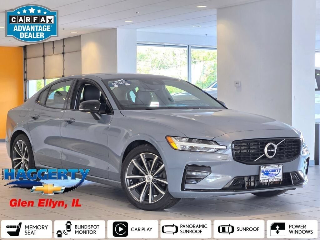 2022 Volvo S60 Momentum