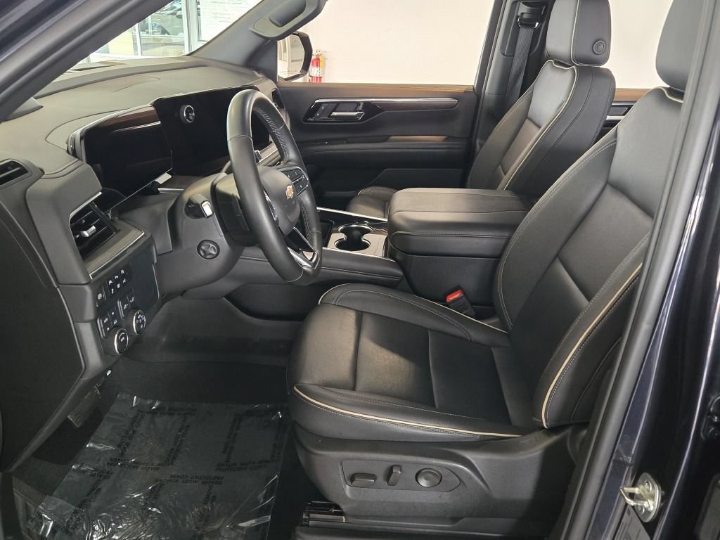 2025 Chevrolet Tahoe Premier - Photo 25