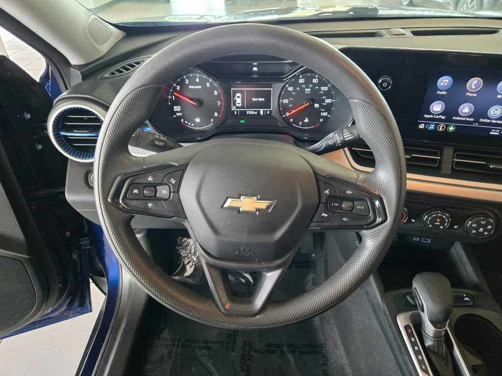 2024 Chevrolet Trax LS - Photo 25