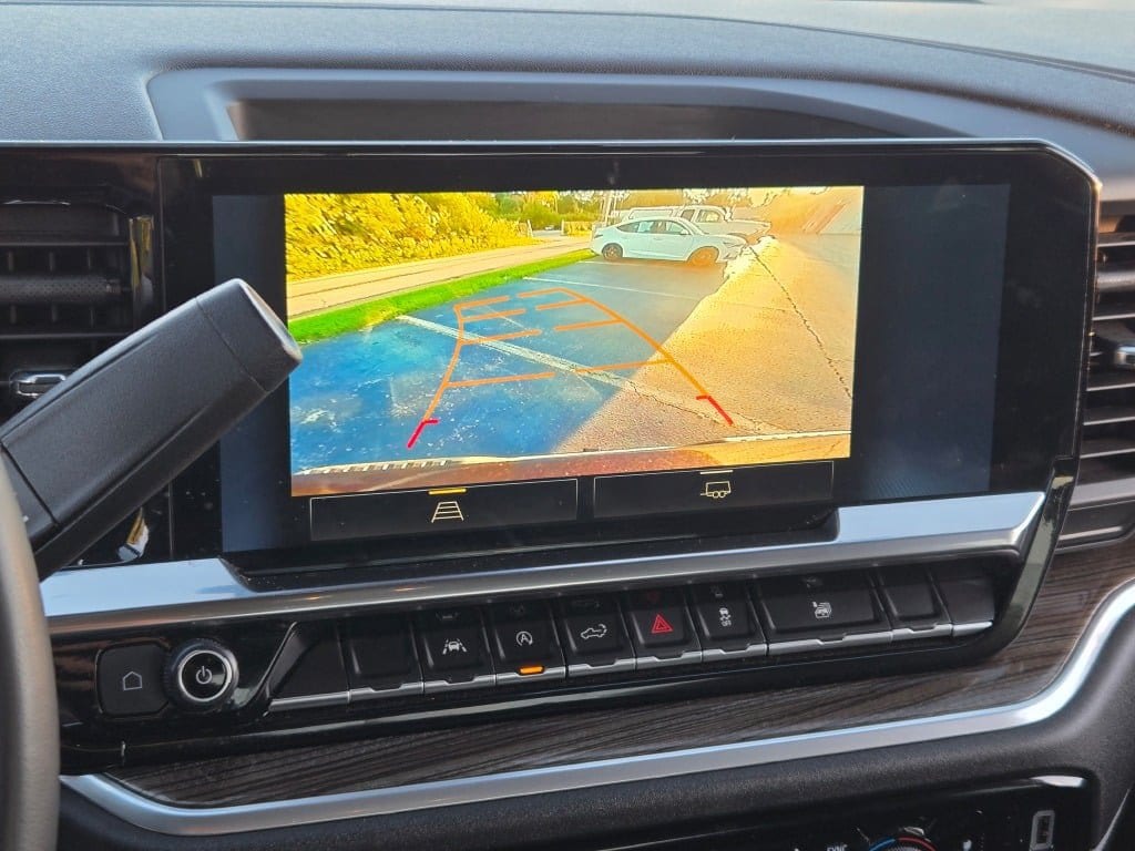 2023 Chevrolet Silverado 1500 LT - Photo 24