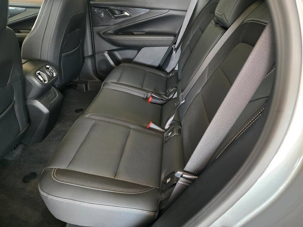 2024 Chevrolet Blazer EV LT - Photo 15