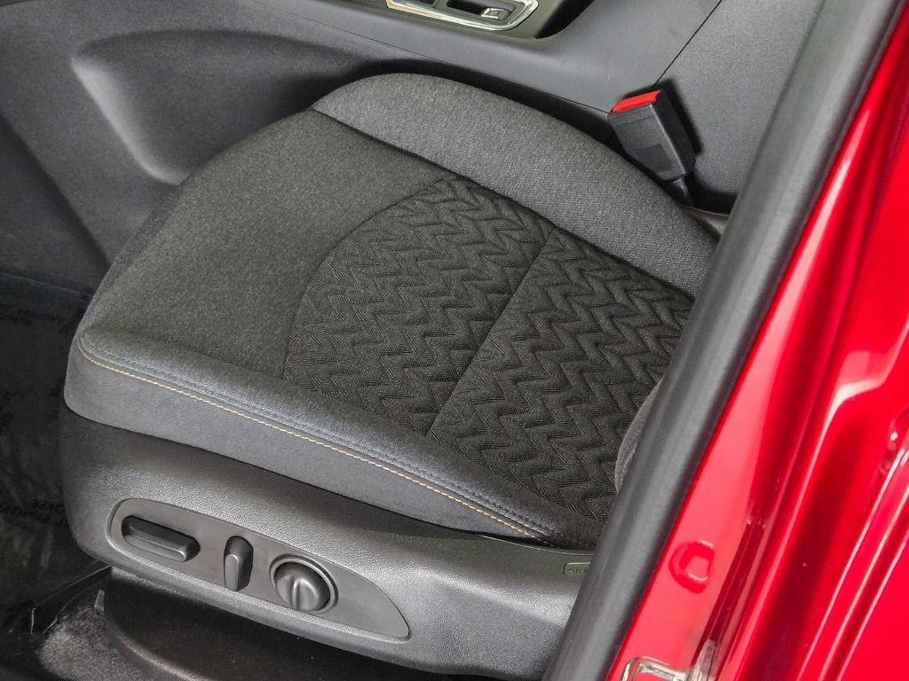 2024 Chevrolet Equinox LT - Photo 21