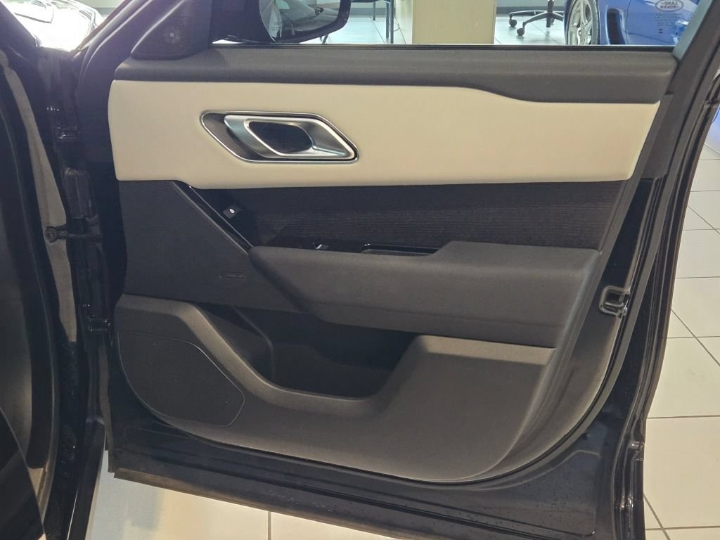 Used 2024 Land Rover Range Rover Velar P250 Dynamic SE SUV