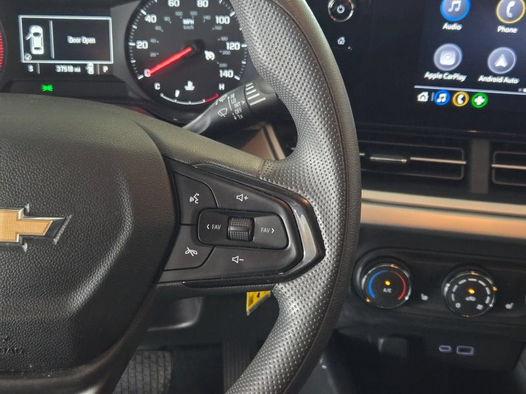 2024 Chevrolet Trax LS - Photo 23