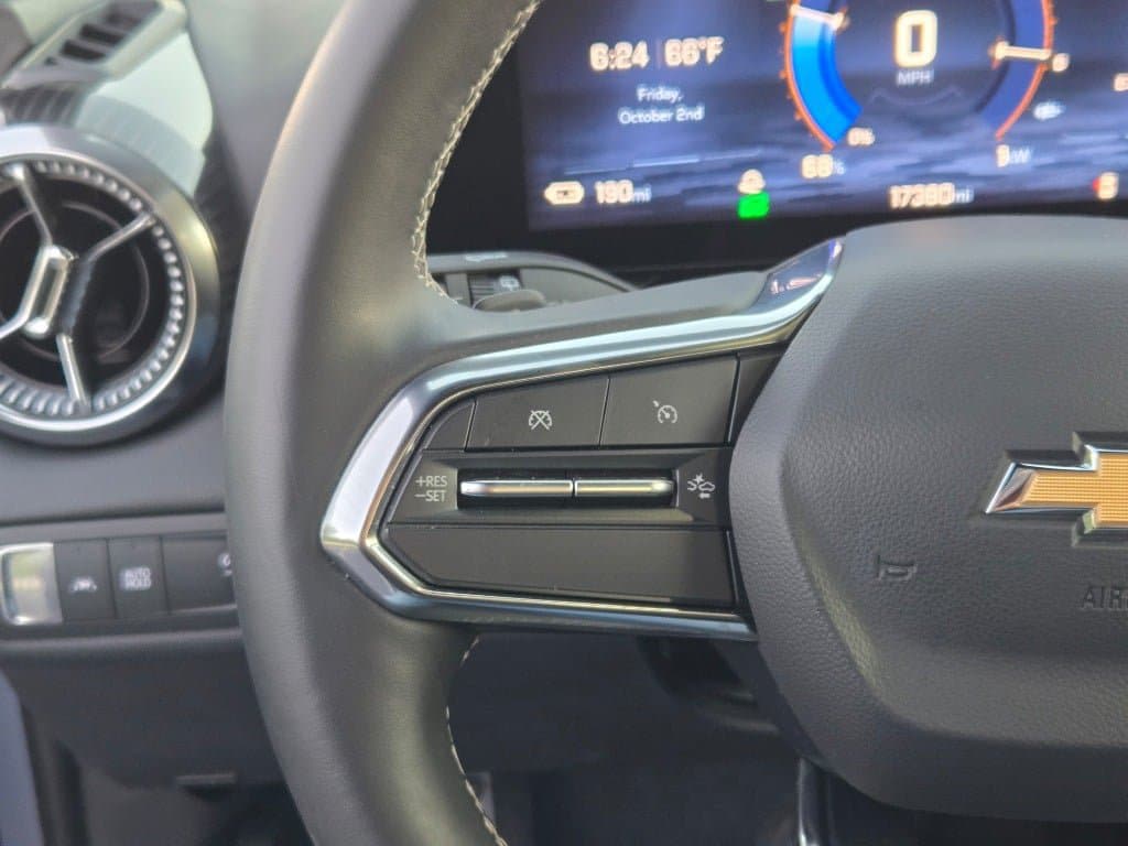 2024 Chevrolet Blazer EV LT - Photo 28