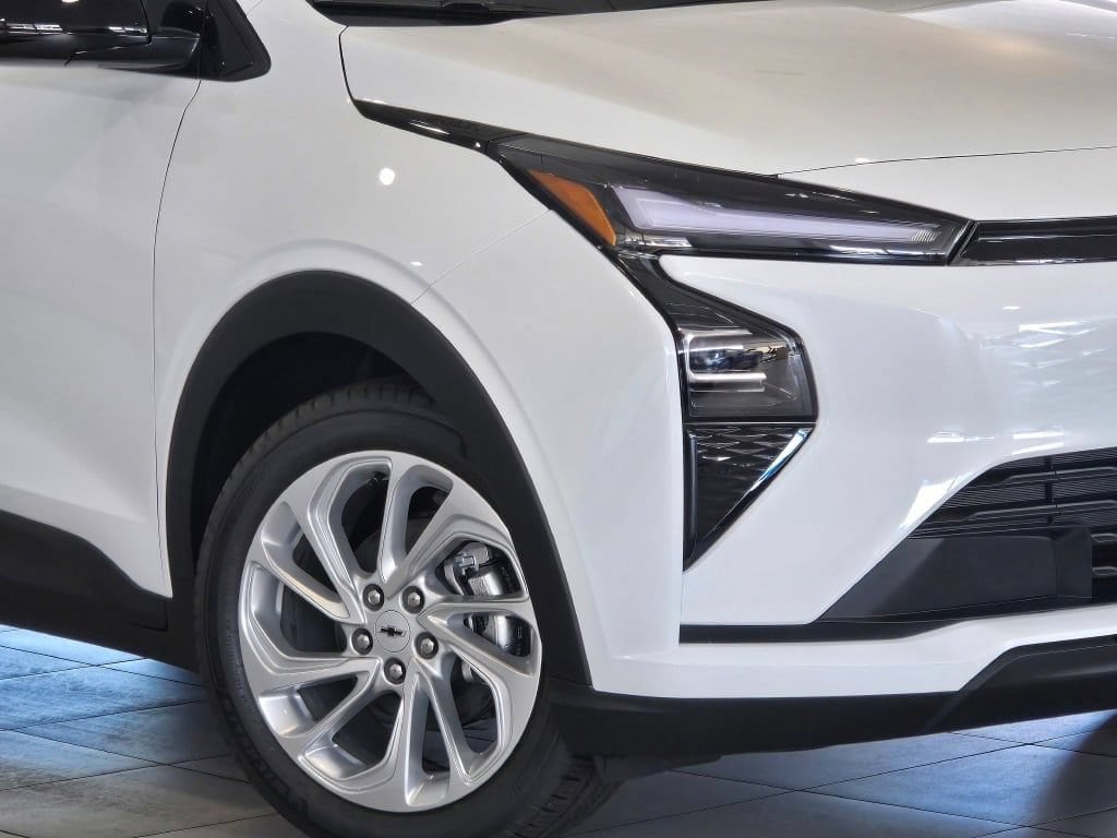 New 2027 Chevrolet Bolt LT SUV