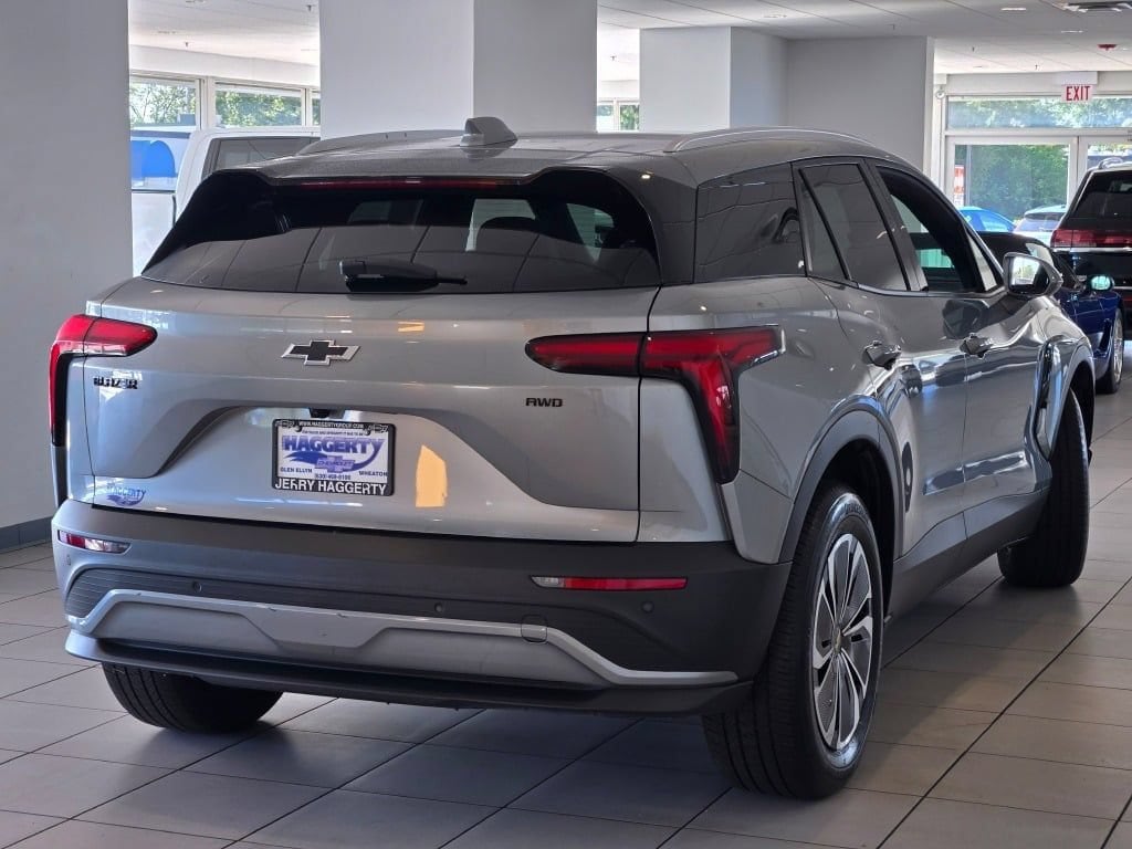 2024 Chevrolet Blazer EV LT - Photo 10