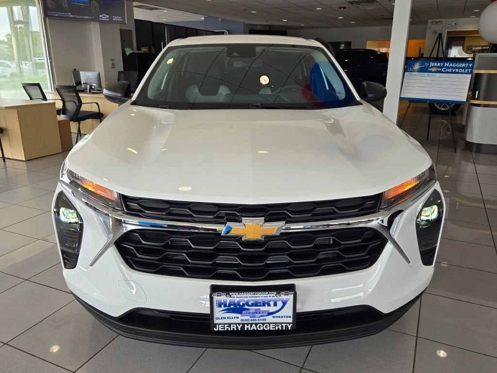 New 2026 Chevrolet Trax LS SUV