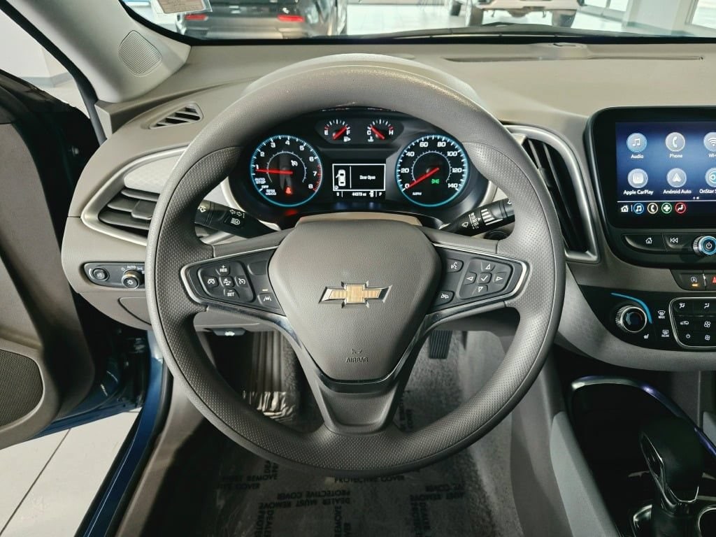 2025 Chevrolet Malibu 1LT - Photo 32