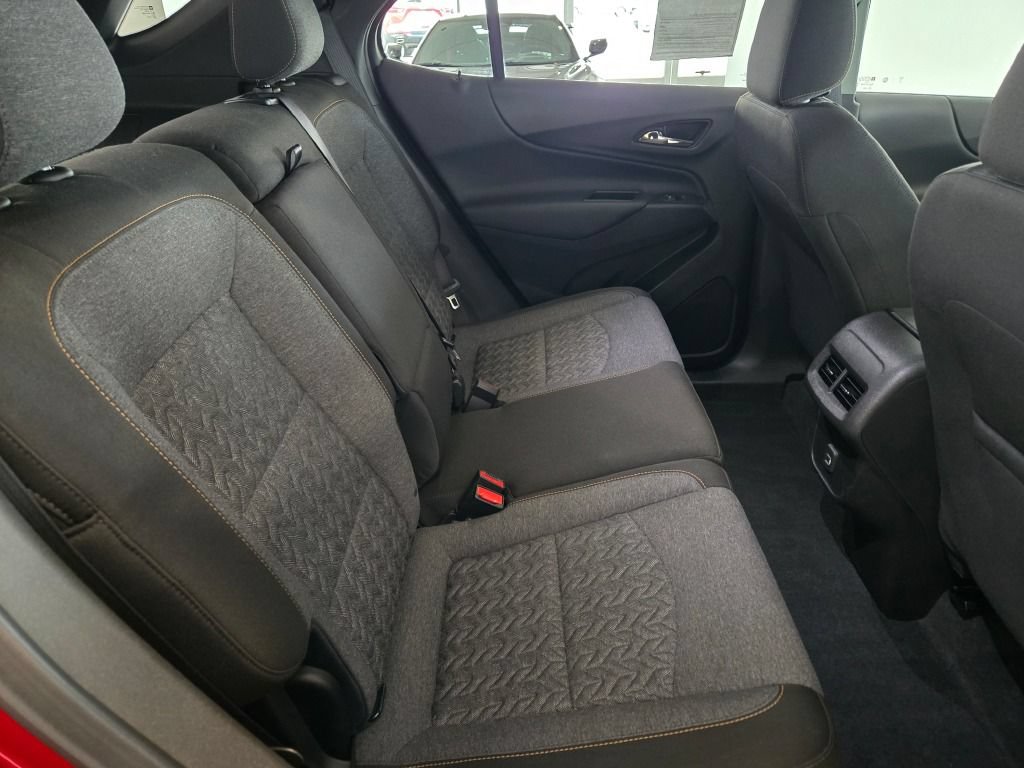 2024 Chevrolet Equinox LT - Photo 8