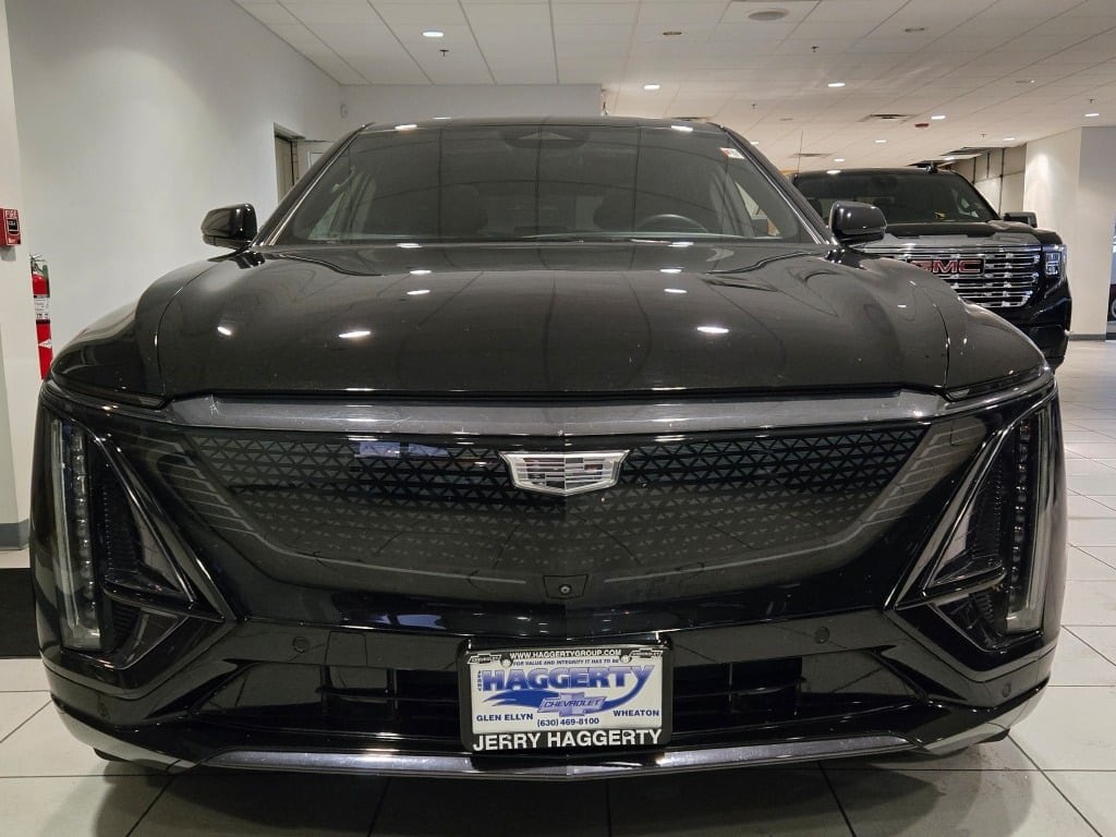 Used 2024 Cadillac LYRIQ Sport 1 with VIN 1GYKPTRL2RZ128598 for sale in Glen Ellyn, IL
